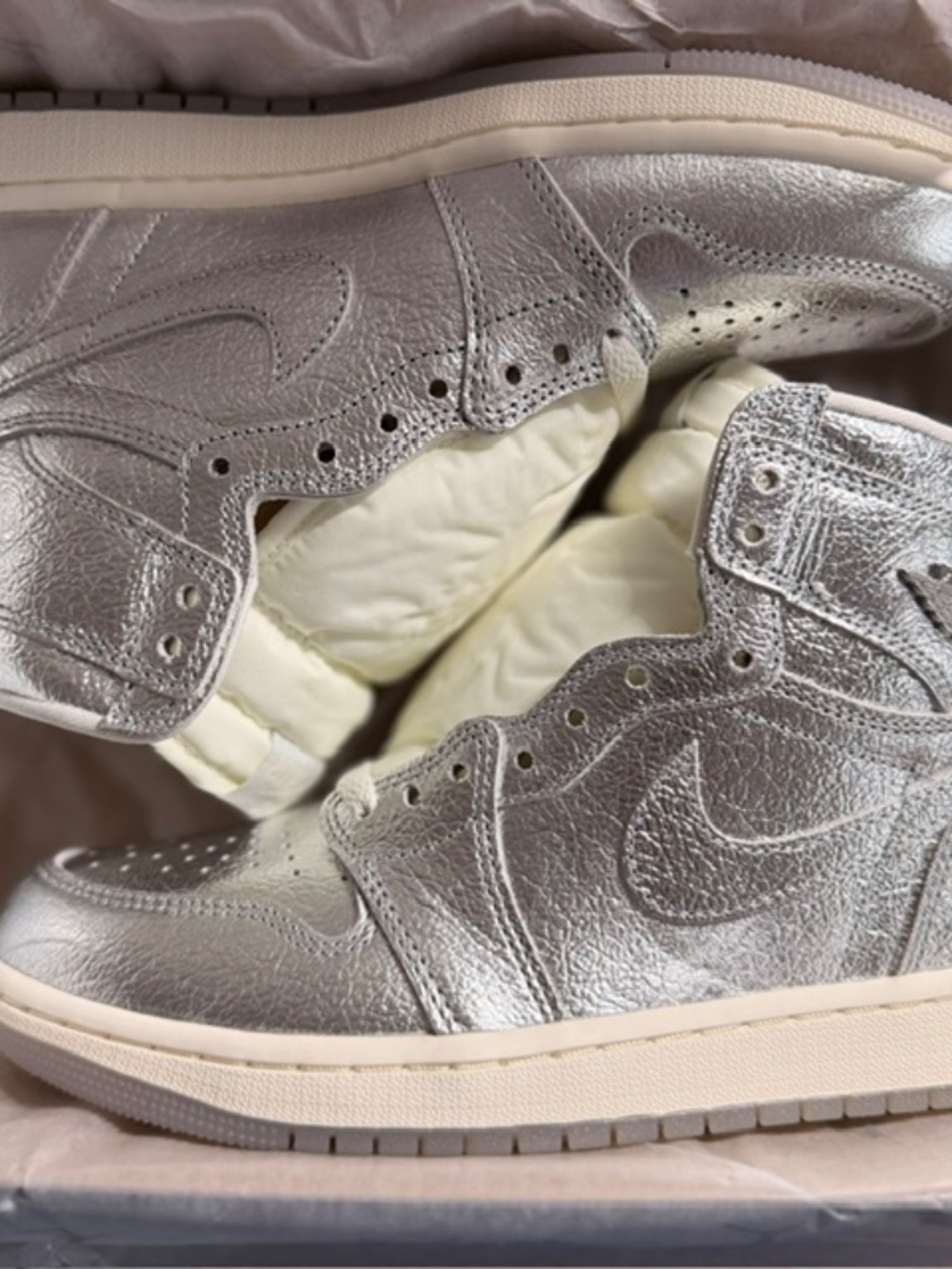Air Jordan 1 Retro OG High Metallic Chrome NEW W 8 / M 6.5